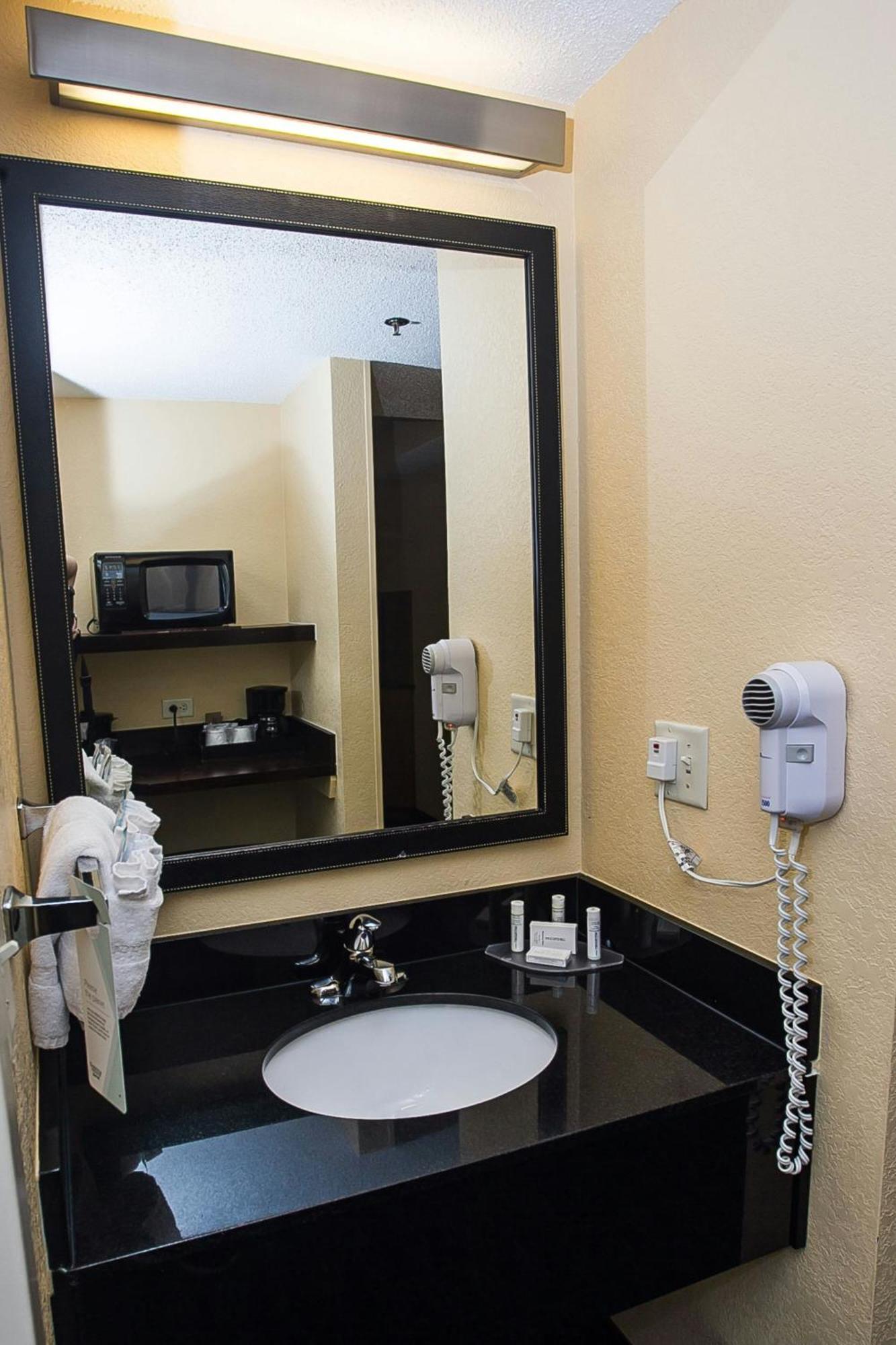 Fairfield Inn & Suites By Marriott Boston Milford Εξωτερικό φωτογραφία